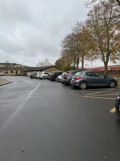 Stor Og Lys Lejlighed I Hjertet Af Holstebro Eksteriør billede